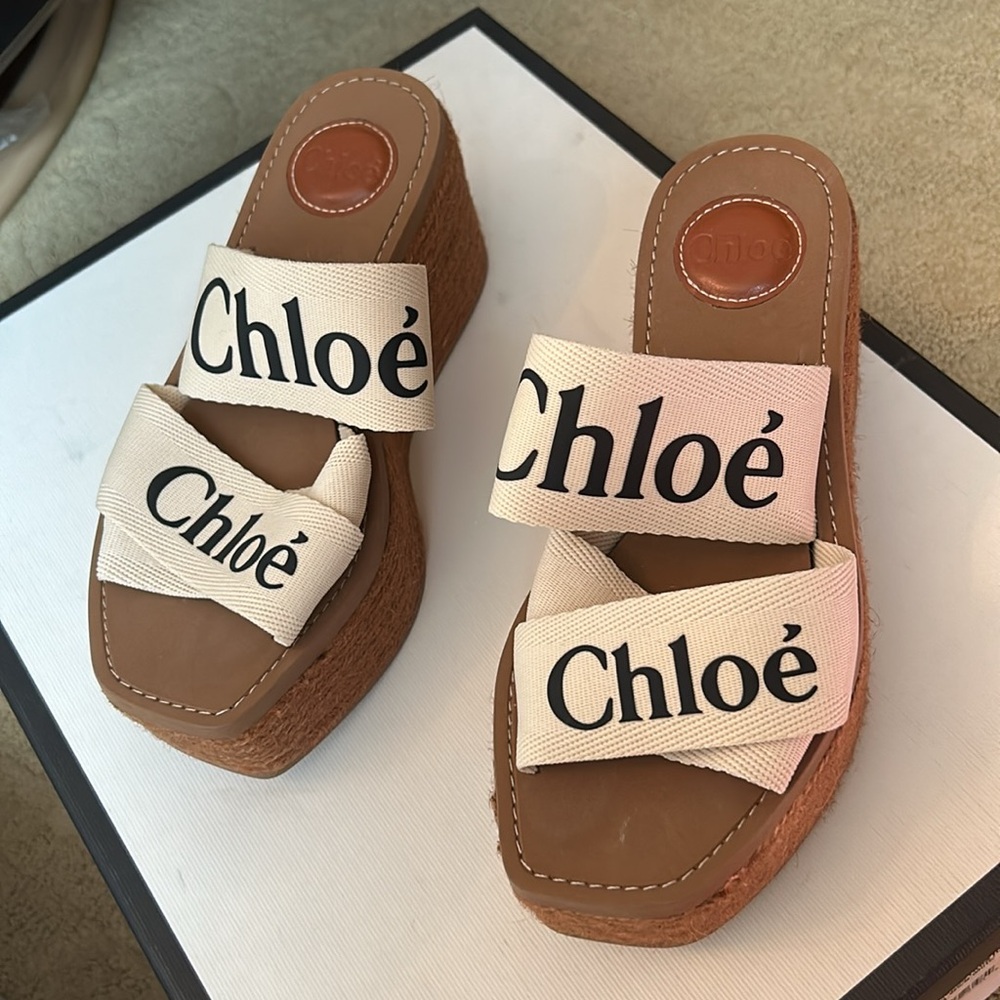 Chloe platform sandals
